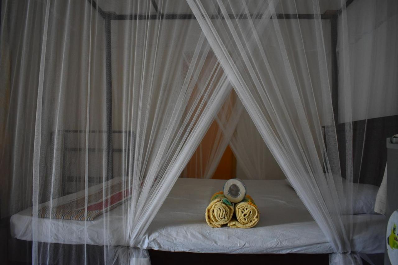 Aroma Guest House Мириса Екстериор снимка