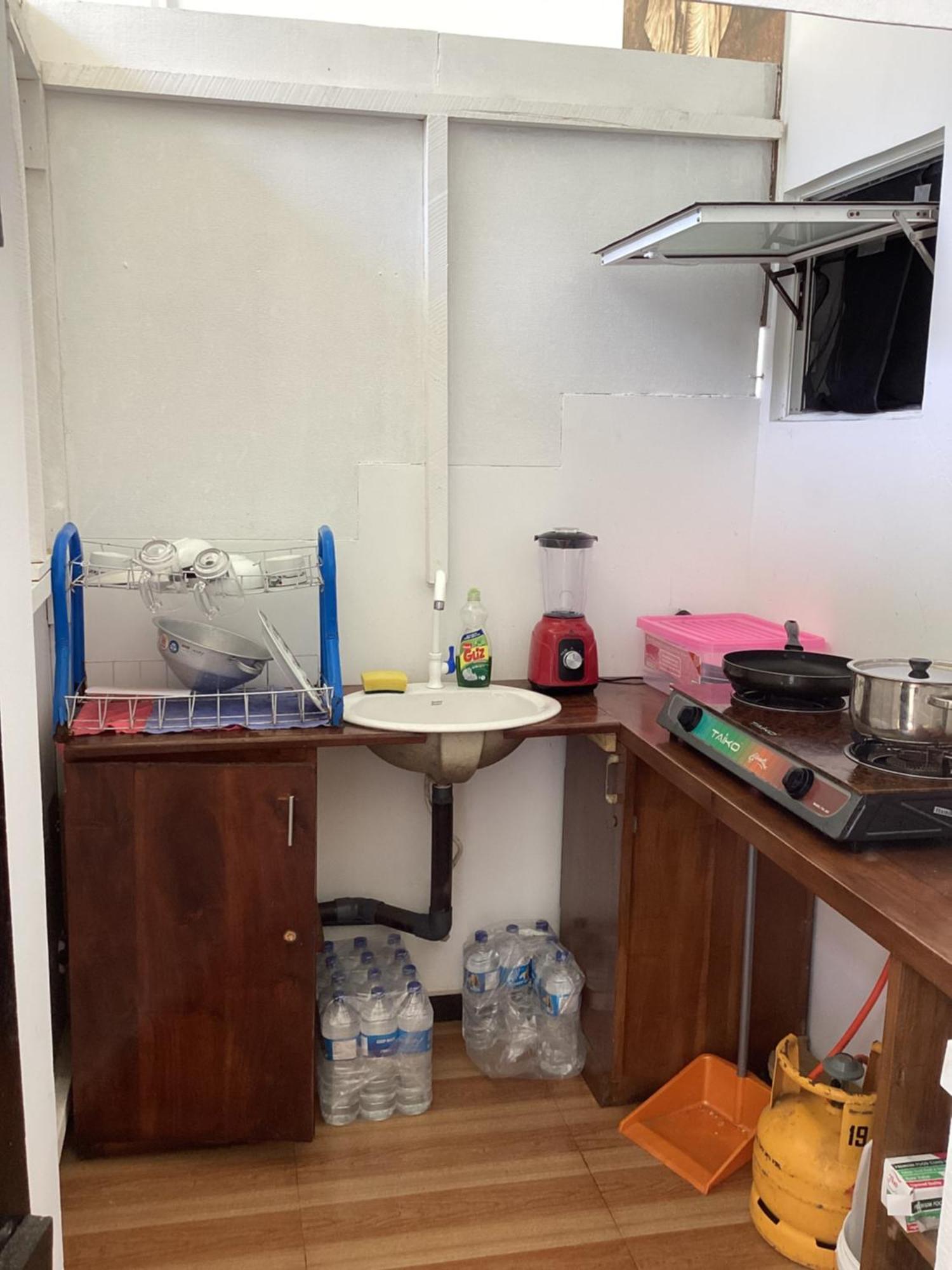 Aroma Guest House Мириса Екстериор снимка
